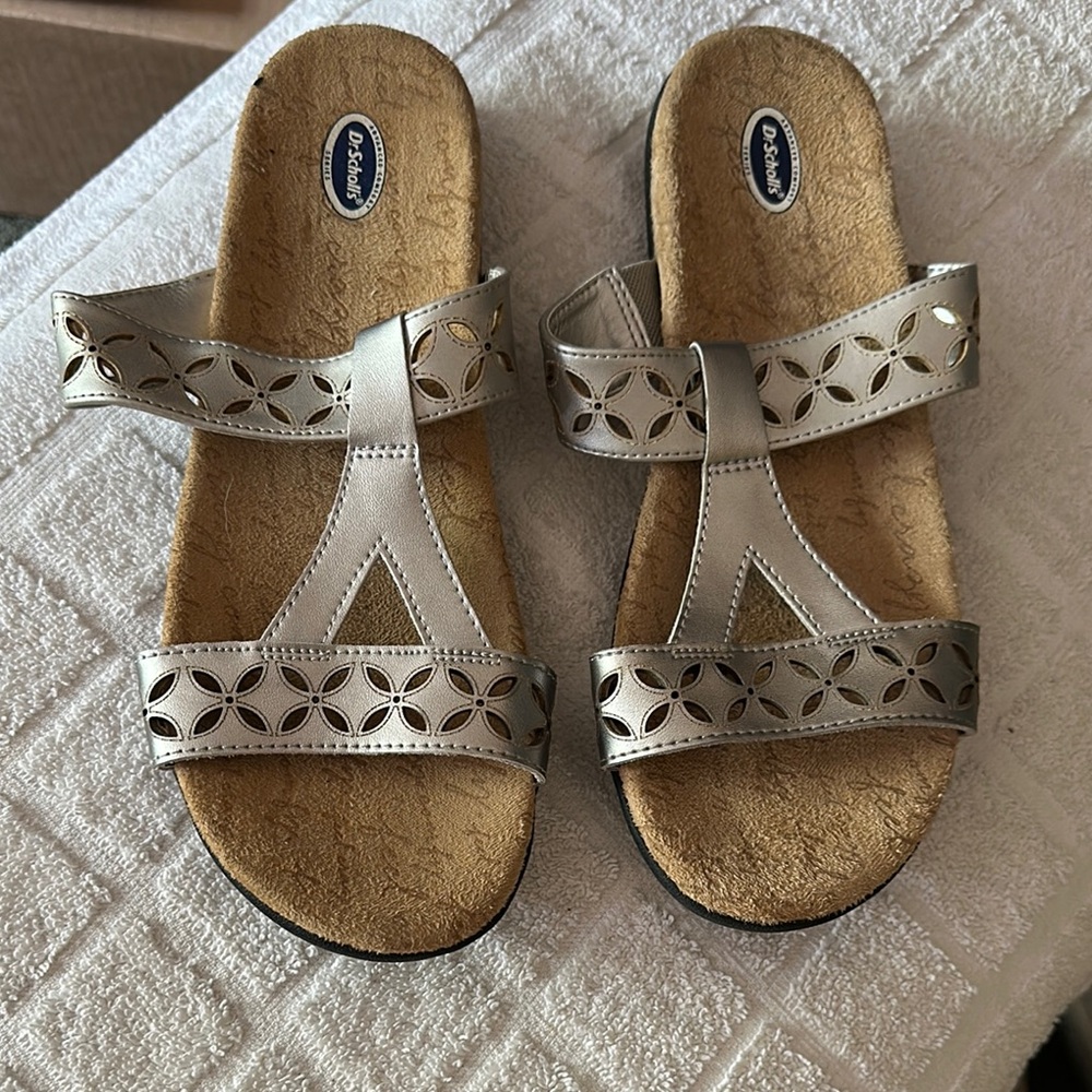 Dr. Scholl's Silver Sandals with Comfort and Style